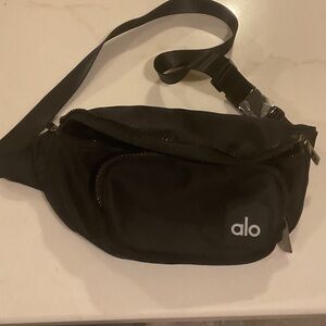 ALO explorer Black Belt Bag
